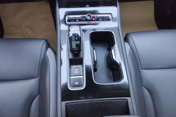 观致7 2020款 1.8T 巡航豪华型中控内饰18