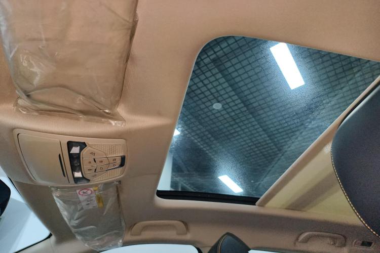 奔腾T77 2023款 1.5T 自动豪华型中控内饰22