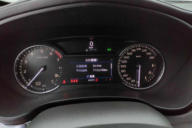 凯迪拉克XT4 2018款 28T 两驱技术型中控内饰14