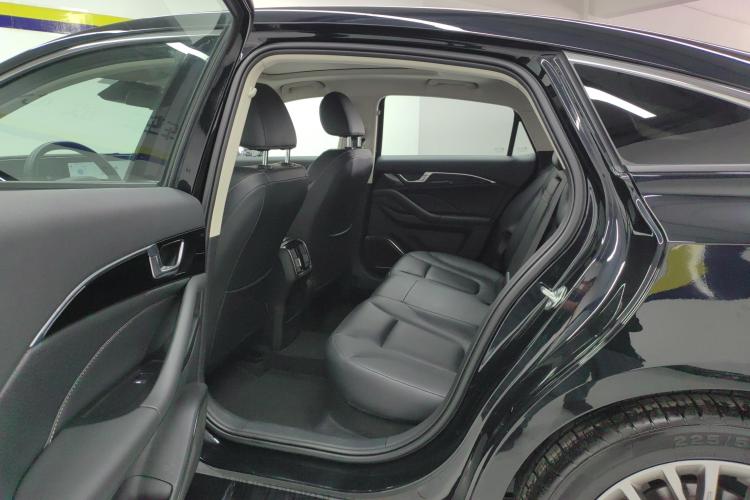 奔腾B70 2024款 第四代 2.0T 领御版中控内饰21