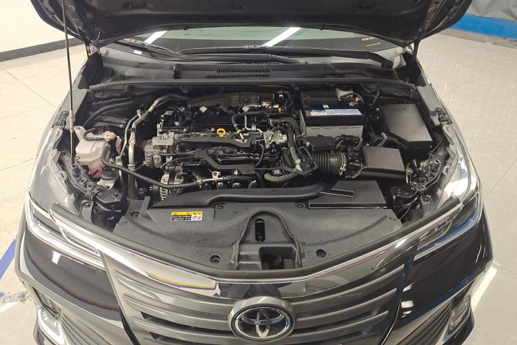 丰田 亚洲狮 2021款 2.0L 旗舰版机舱底盘24