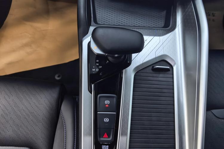 吉利汽车 星瑞 2024款 2.0TD 霄汉版中控内饰18