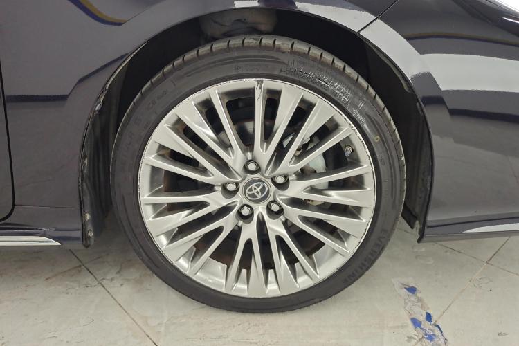 丰田 亚洲狮 2021款 2.0L 旗舰版车身外观10