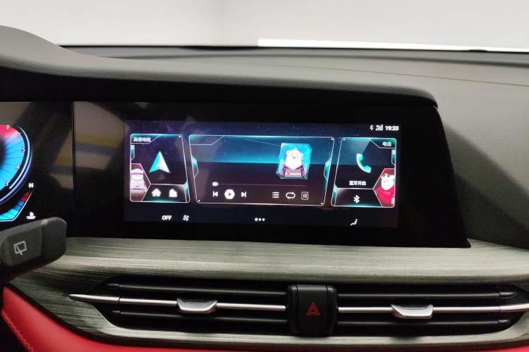 长安CS55PLUS 2021款 蓝鲸版 1.5T DCT豪华型中控内饰16