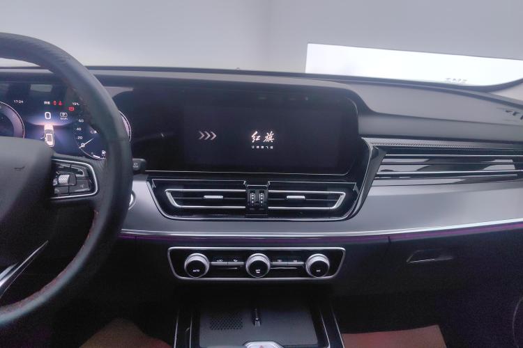 红旗HS5 2023款 2.0T 旗享Pro版中控内饰16