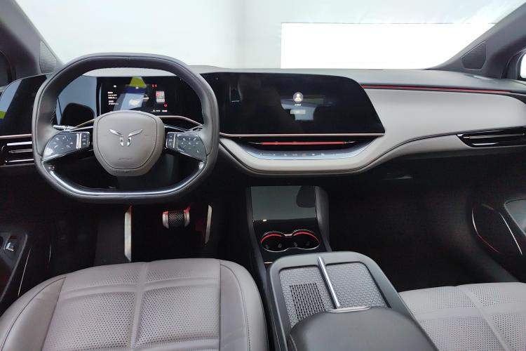 红旗EH7 2024款 690 Pro中控内饰12