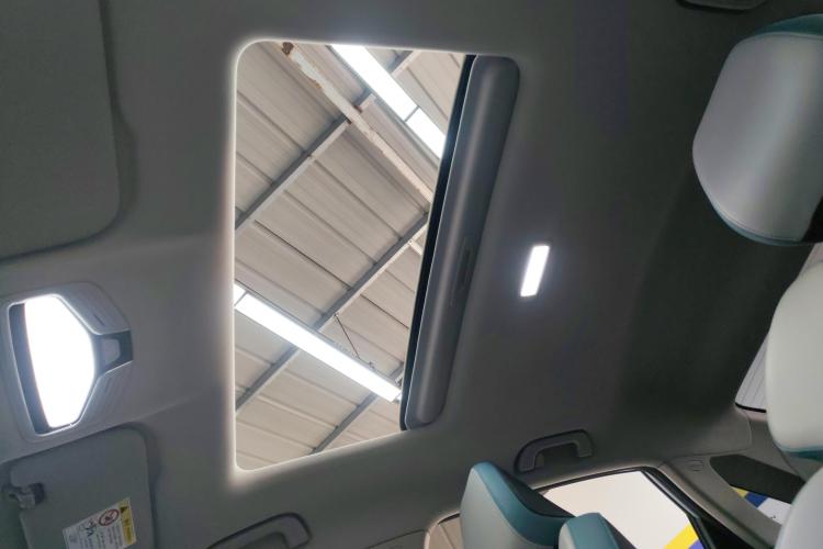 吉利汽车 帝豪 2023款 第4代冠军版 1.5L CVT旗舰型中控内饰22