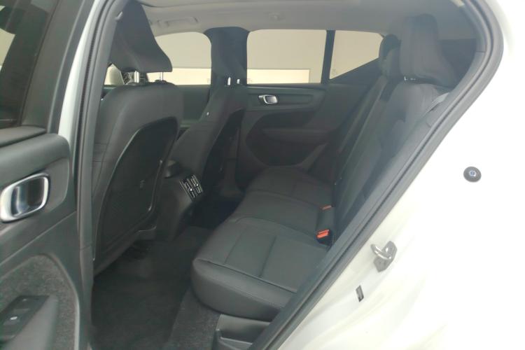 沃尔沃XC40 2021款 T3 智行时尚版中控内饰21