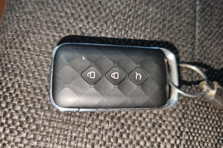 五菱汽车 五菱星辰 2022款 2.0L DHT电速款中控内饰11