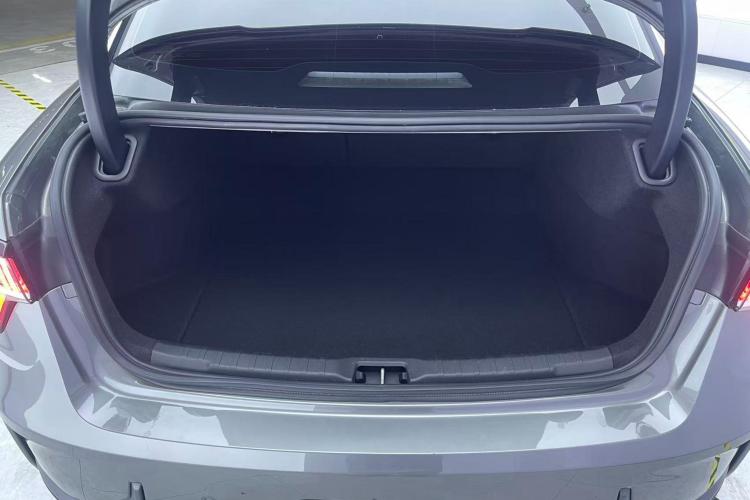 领克03 2021款 2.0TD 自动劲Plus机舱底盘23