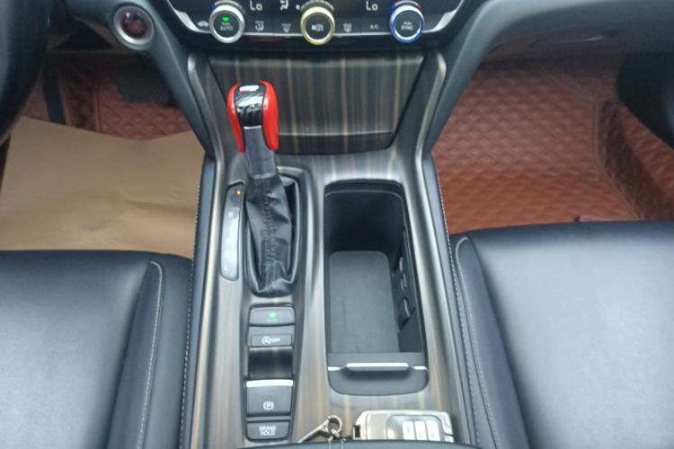 本田 英仕派 2022款 260TURBO 精致版中控内饰18