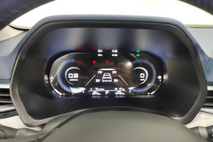 吉利汽车 帝豪 2022款 第4代 1.5L CVT旗舰型中控内饰14