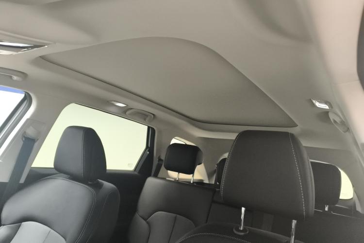 长安X7 PLUS 2024款 1.5T 自动尊耀型 7座中控内饰22