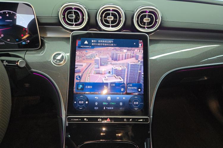 奔驰C级 2025款 C 200 L 运动版中控内饰16