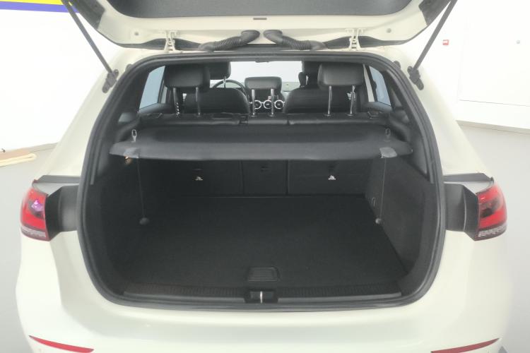 奔驰B级 2021款 B 200 时尚型机舱底盘23