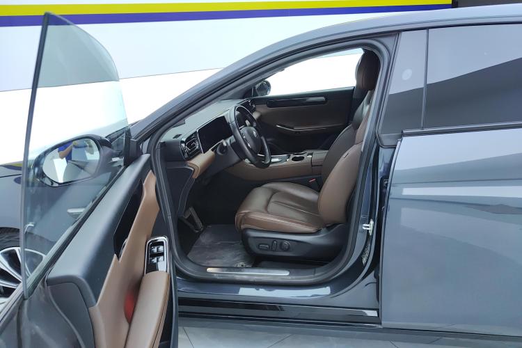 零跑汽车 零跑C01 2022款 后驱长续航版中控内饰19