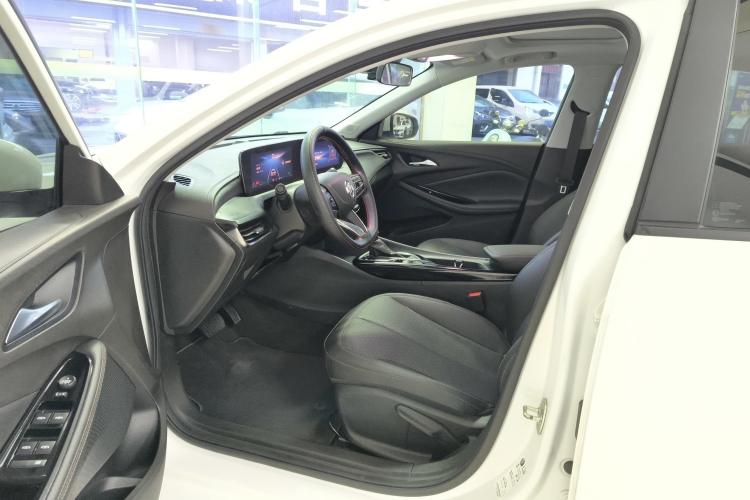 别克 威朗 2023款 Pro 乐享版中控内饰19