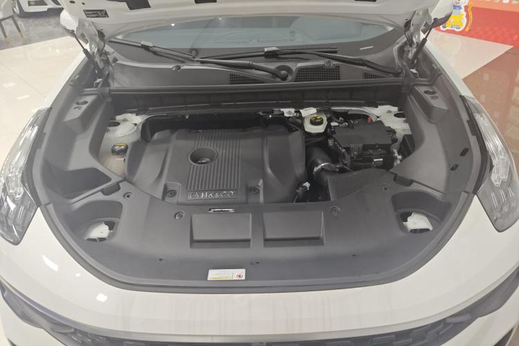 领克01 2021款 2.0TD 两驱型Pro机舱底盘24