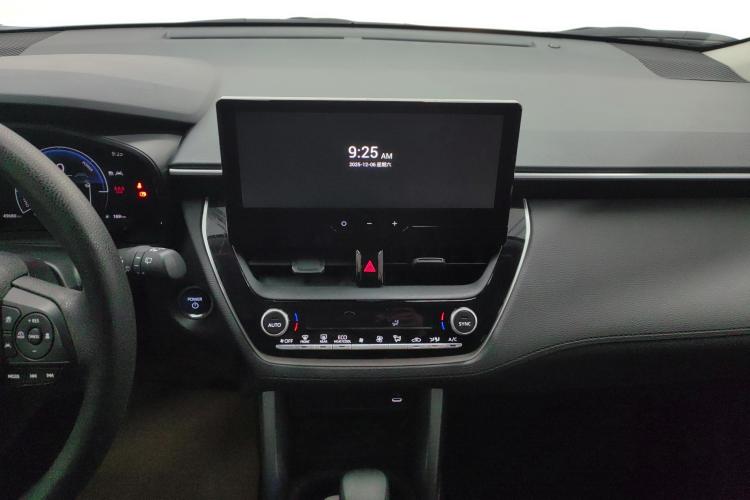 丰田 锋兰达 2023款 2.0L 智能电混双擎 领先版中控内饰16
