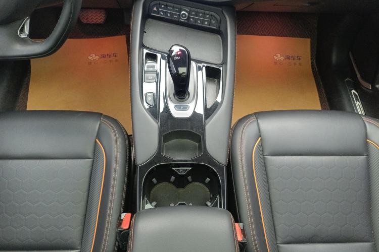 哈弗F7 2021款 2.0T 四驱i悦中控内饰18