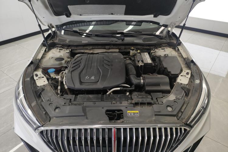 红旗H5 2022款 经典款 1.5T DCT旗韵版机舱底盘24