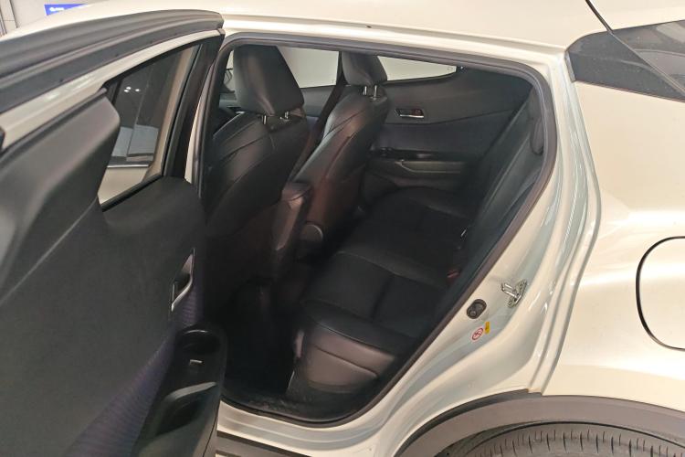 丰田C-HR 2020款 2.0L 领先版中控内饰21