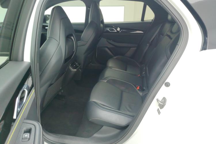 领克03 2023款 1.5TD DCT劲Pro中控内饰21