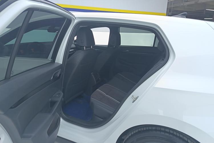 大众 高尔夫 2023款 改款 280TSI DSG R-Line Lite中控内饰21