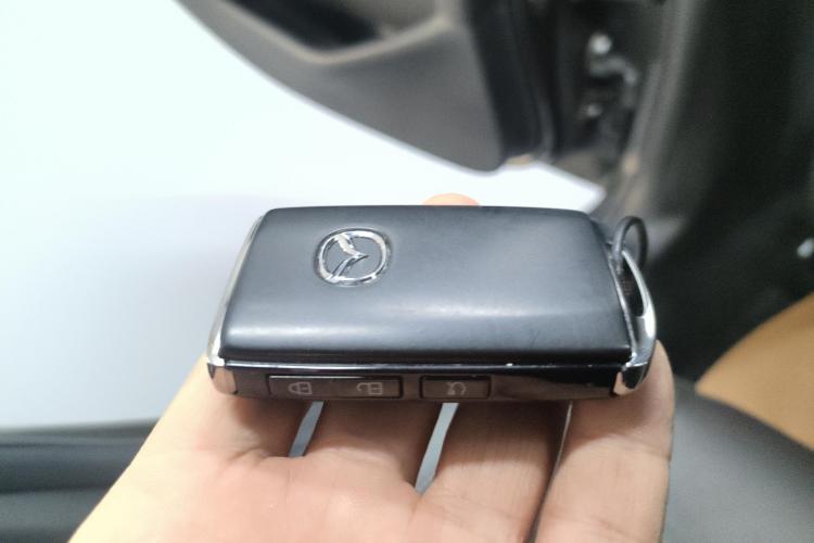 马自达3 昂克赛拉 2023款 2.0L 自动质耀版中控内饰11