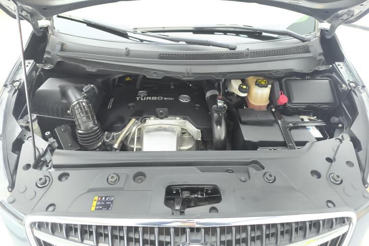 别克GL8 2018款 28T 豪华型 国VI机舱底盘24