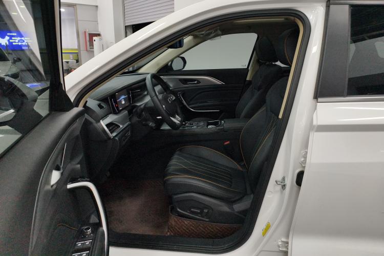 奔腾T77 2023款 1.5T 自动豪华型中控内饰19