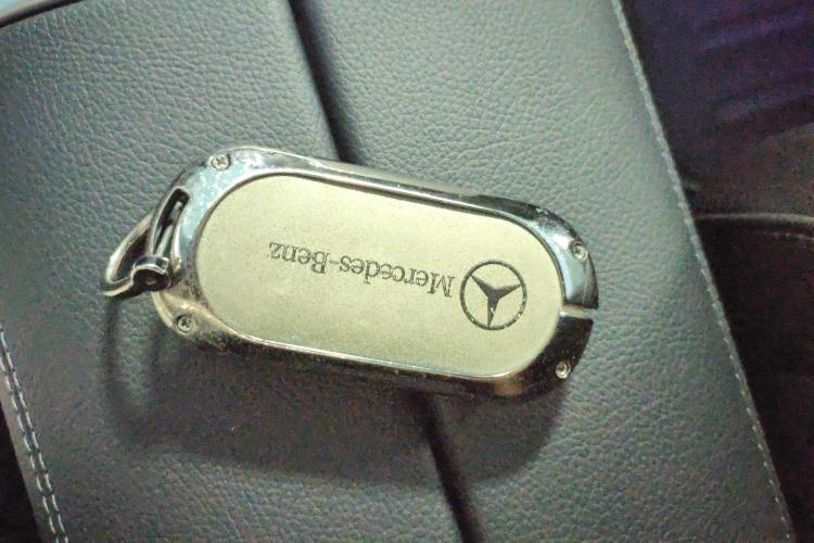 奔驰C级 2022款 改款 C 200 L 运动版中控内饰11