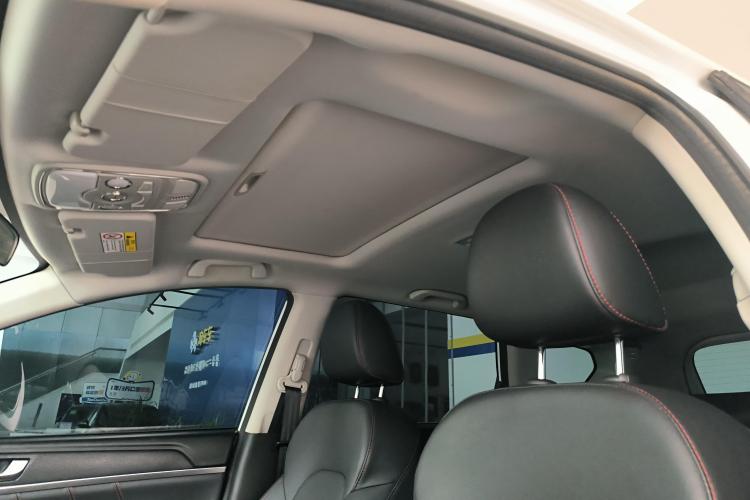 哈弗H6 2017款 蓝标 运动版 1.5T 手动两驱精英型中控内饰22