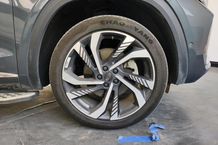 吉利汽车 星越L 2021款 2.0TD DCT EVO两驱智尊型车身外观10