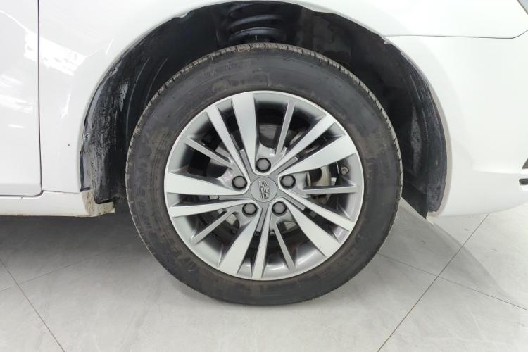 吉利汽车 帝豪 2018款 1.5L 手动向上互联版车身外观10