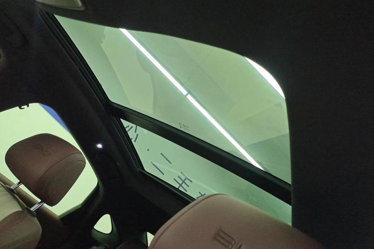 比亚迪 海豹 2023款 DM-i 1.5T 121km 旗舰型中控内饰22