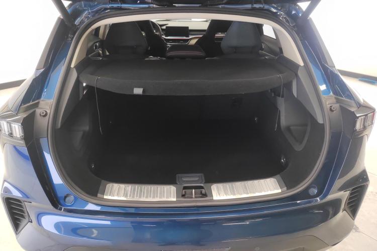 领克06 2020款 1.5T 耀Halo机舱底盘23