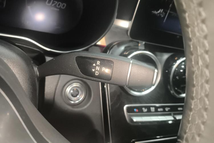 奔驰C级 2020款 改款 C 260 L 运动版中控内饰18