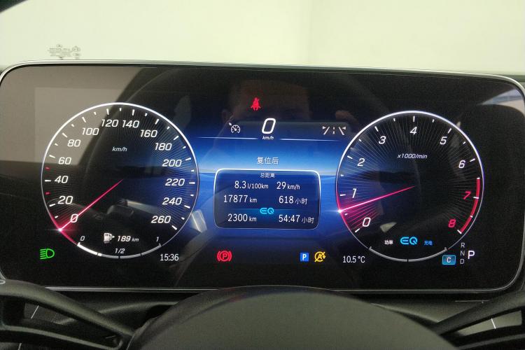 奔驰C级 2022款 改款 C 200 L 运动版中控内饰14