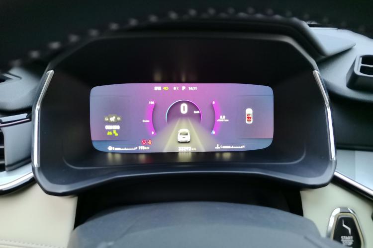 领克06 2021款 1.5T Shero粉色特别版中控内饰14