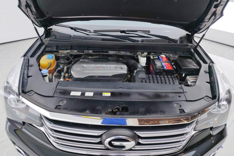 广汽传祺 传祺GS7 2017款 280T 两驱豪华型机舱底盘24