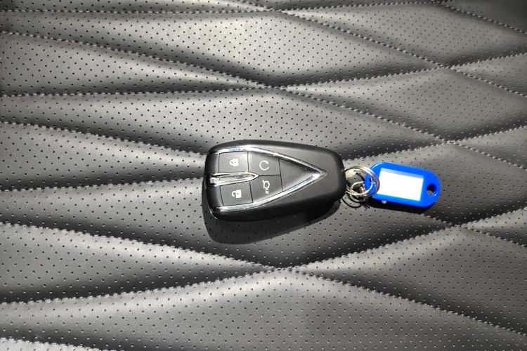 长安 逸动 2024款 1.5T GDI自动 旗舰型中控内饰11