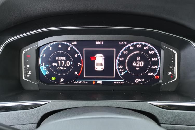 大众 迈腾 2023款 200万辆纪念版 330TSI DSG豪华型中控内饰14