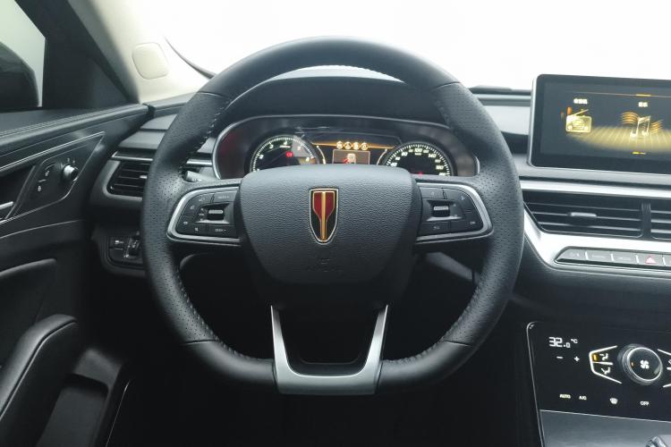 红旗H5 2020款 1.5T DCT旗悦版中控内饰13