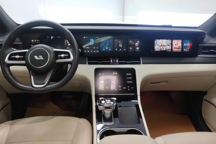 理想汽车 理想ONE 2021款 增程6座版中控内饰16