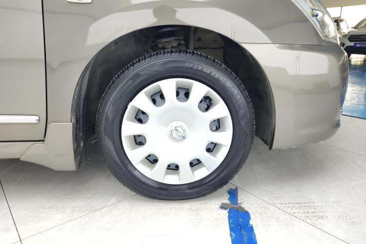 日产 轩逸 2018款 经典 1.6XE CVT舒适版车身外观10