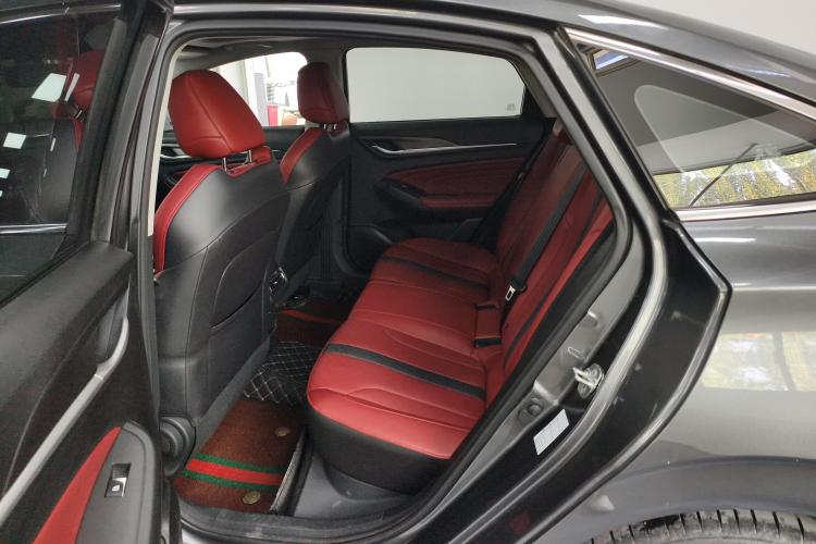 长安 逸动 2021款 PLUS 蓝鲸NE 1.4T GDI DCT尊贵型中控内饰21