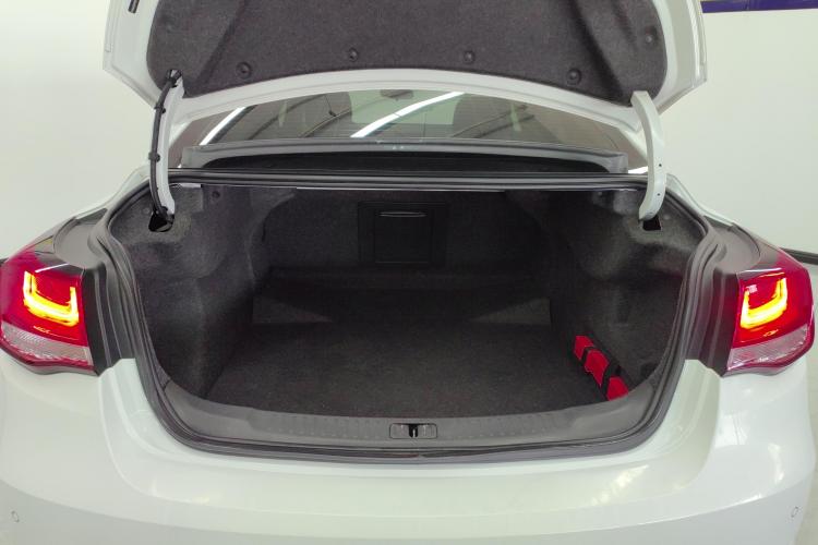 雪佛兰 迈锐宝 2018款 530T 自动风尚版机舱底盘23