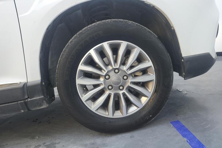 哈弗H6 2018款 蓝标 运动版 1.5T 自动两驱精英型车身外观10