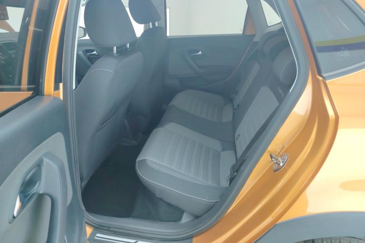 大众 2018款 1.5L Cross Polo 自动中控内饰21